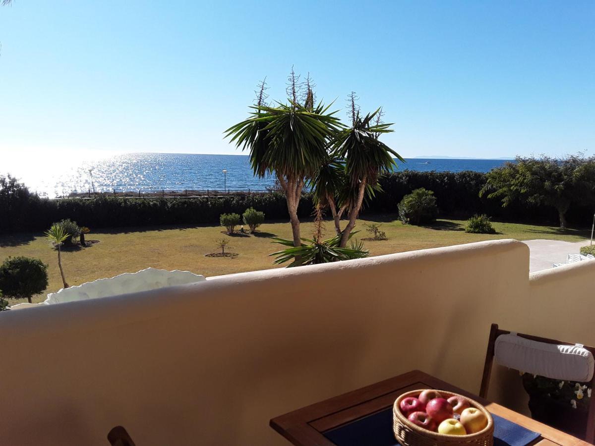 Beachfront Neptuno I, Complex,Views,Pool,Garden, Elviria Marbella Exteriör bild