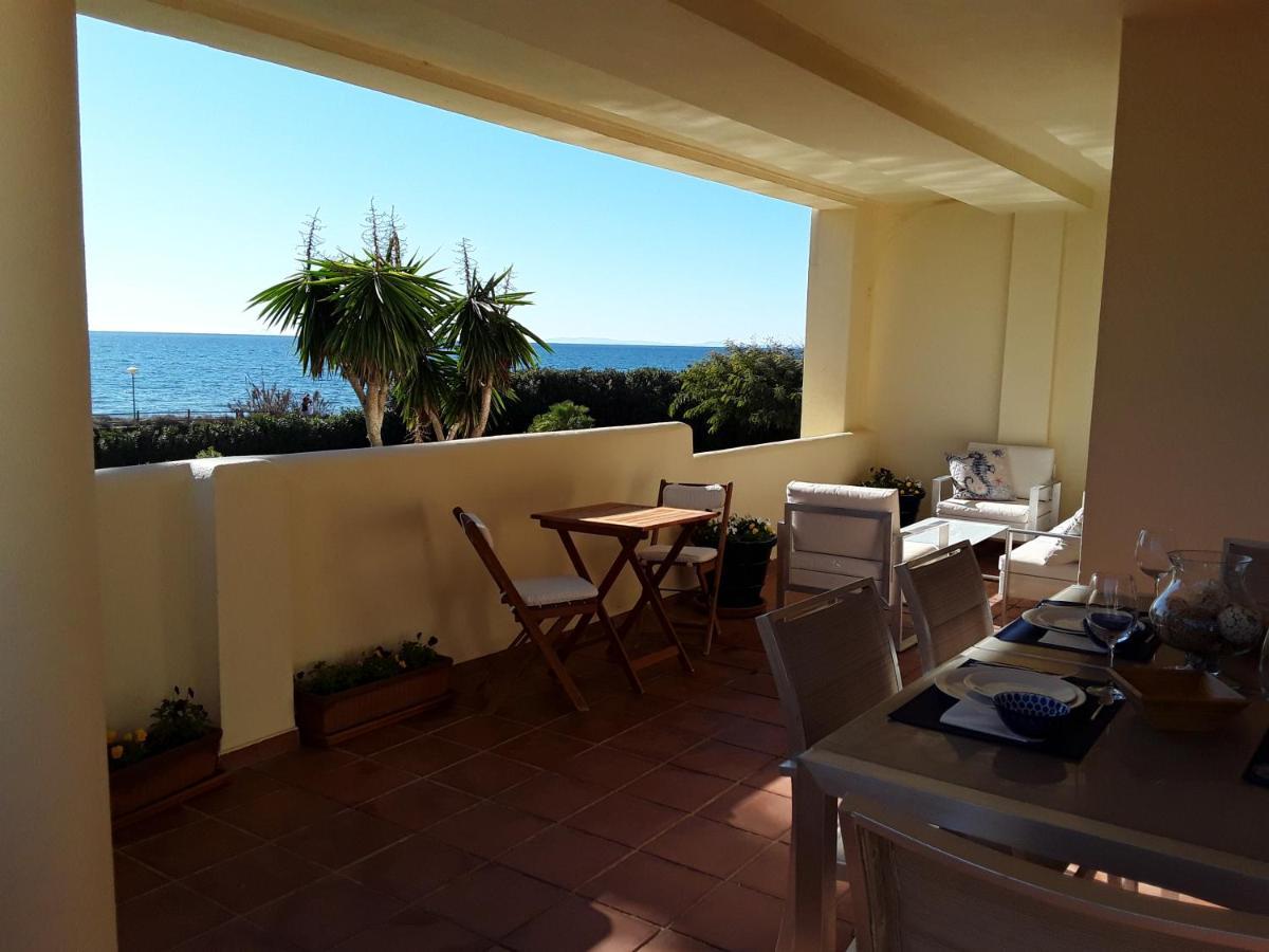 Beachfront Neptuno I, Complex,Views,Pool,Garden, Elviria Marbella Exteriör bild