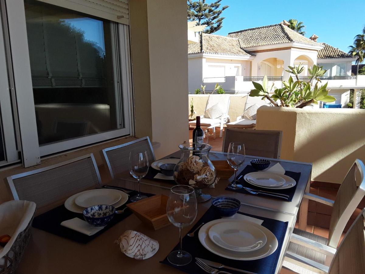 Beachfront Neptuno I, Complex,Views,Pool,Garden, Elviria Marbella Exteriör bild