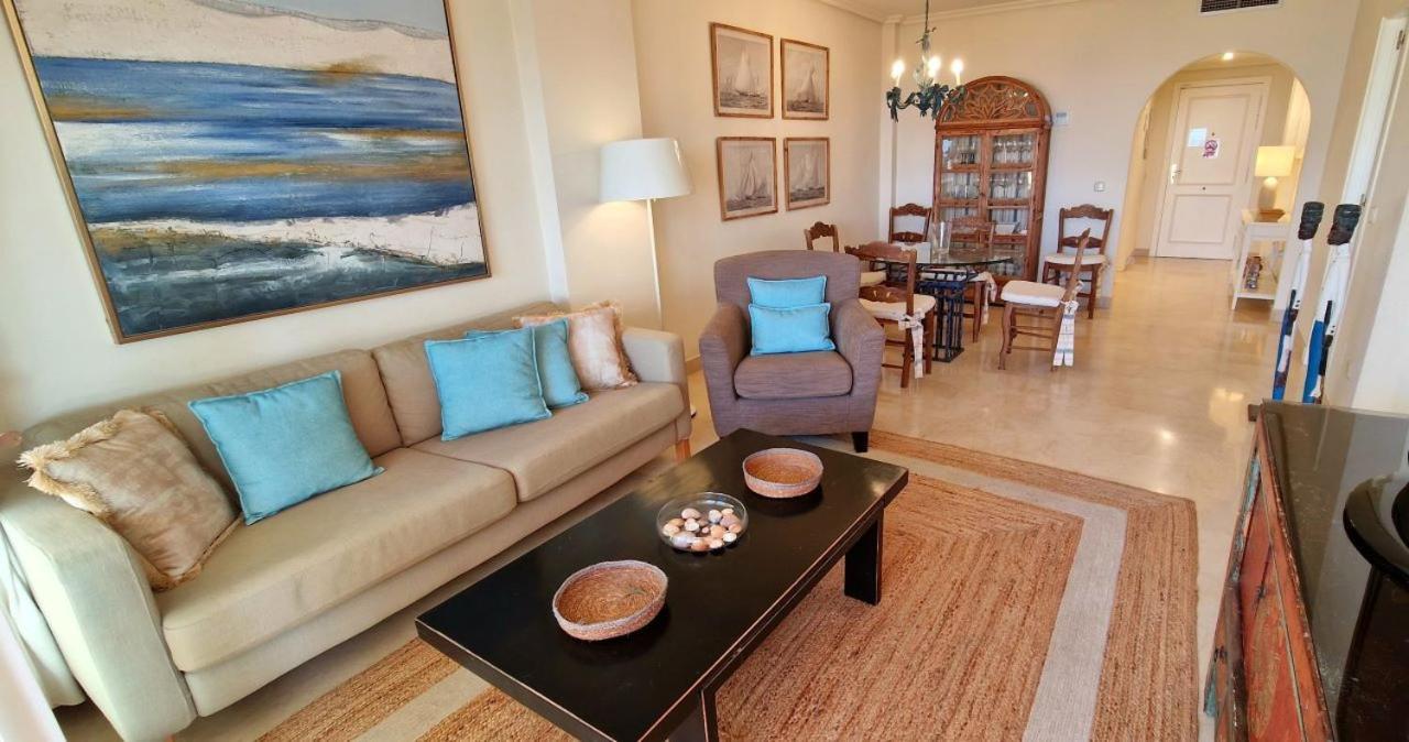 Beachfront Neptuno I, Complex,Views,Pool,Garden, Elviria Marbella Exteriör bild