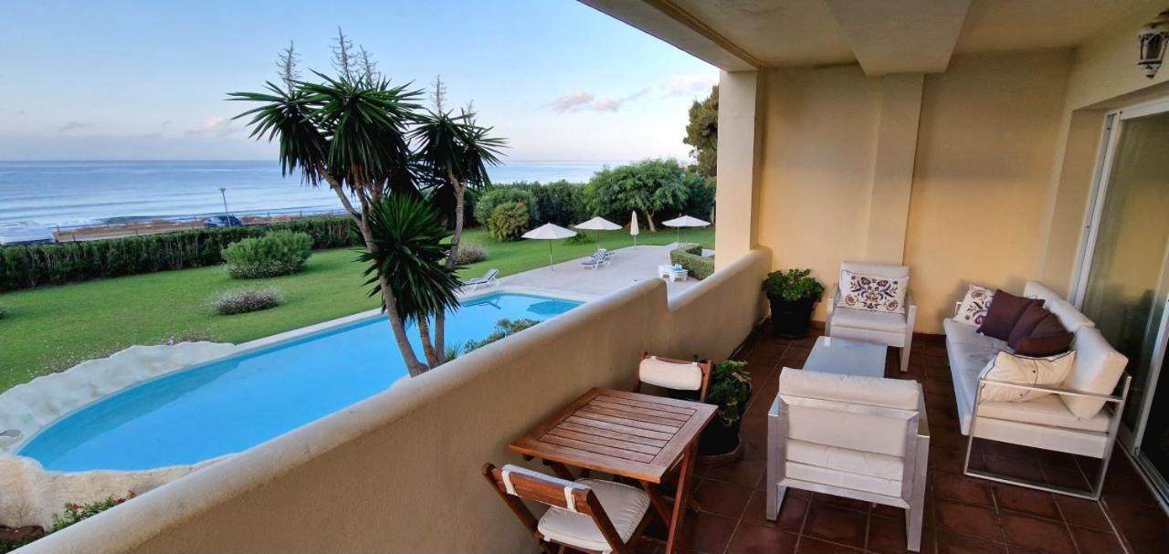 Beachfront Neptuno I, Complex,Views,Pool,Garden, Elviria Marbella Exteriör bild