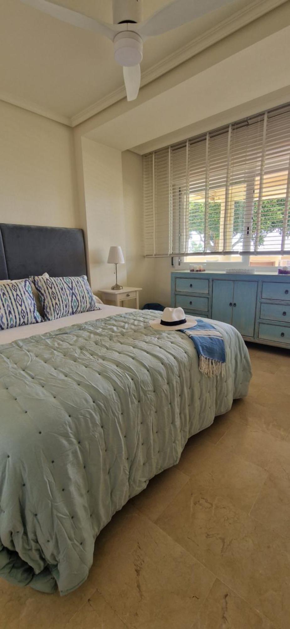 Beachfront Neptuno I, Complex,Views,Pool,Garden, Elviria Marbella Exteriör bild